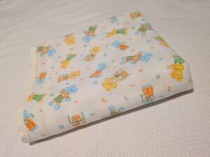 Vtg 80s 90s Musical Bear Thin Cotton Baby Receiving Blanket Music Notes 37x34